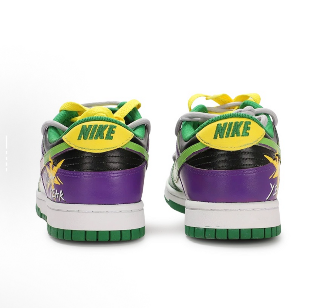 Buzz Dreamer – Custom Nike Dunk Low