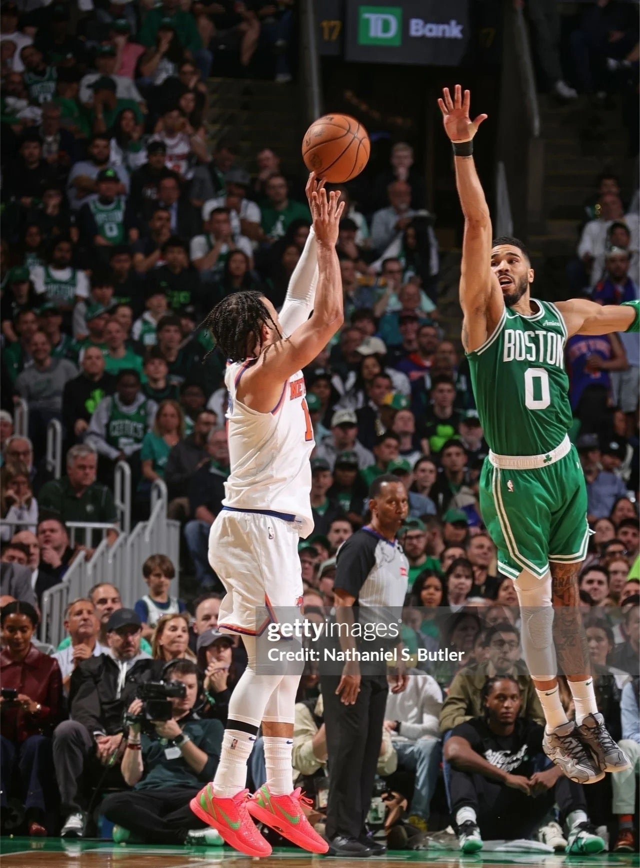Uncle Luban Kobe 6 “Pink Green” Custom – Jalen Brunson PE Inspired