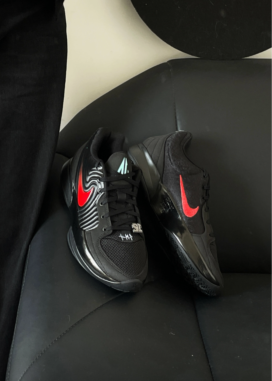 Uncle Luban Morant 2 "Dark Knight" Edition