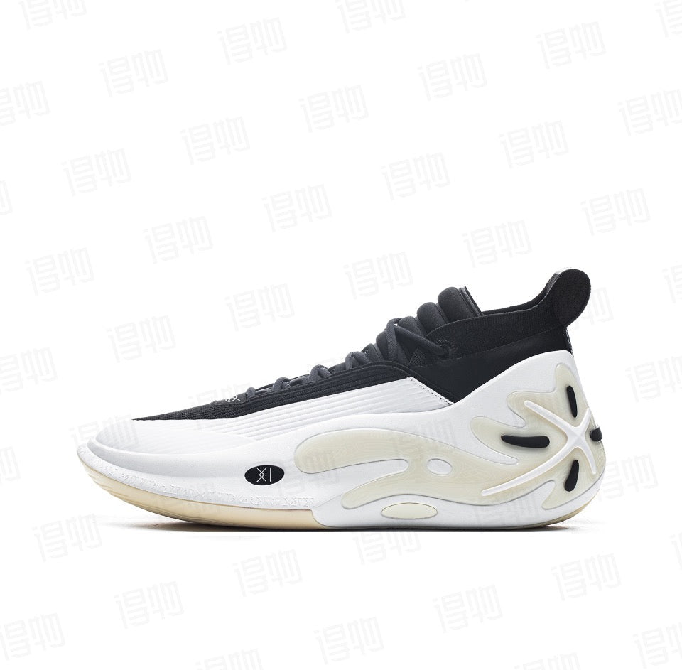 🏀 Way of Wade 11 “Black Ivory” — The Balance of Speed and Grace