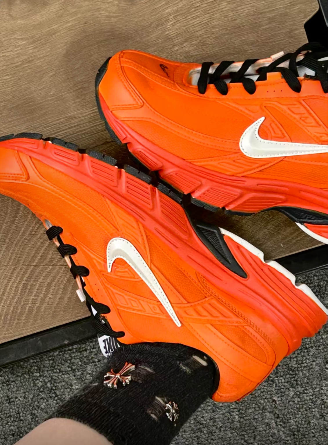 Nike Initiator "Blaze Orange" – Custom Rework